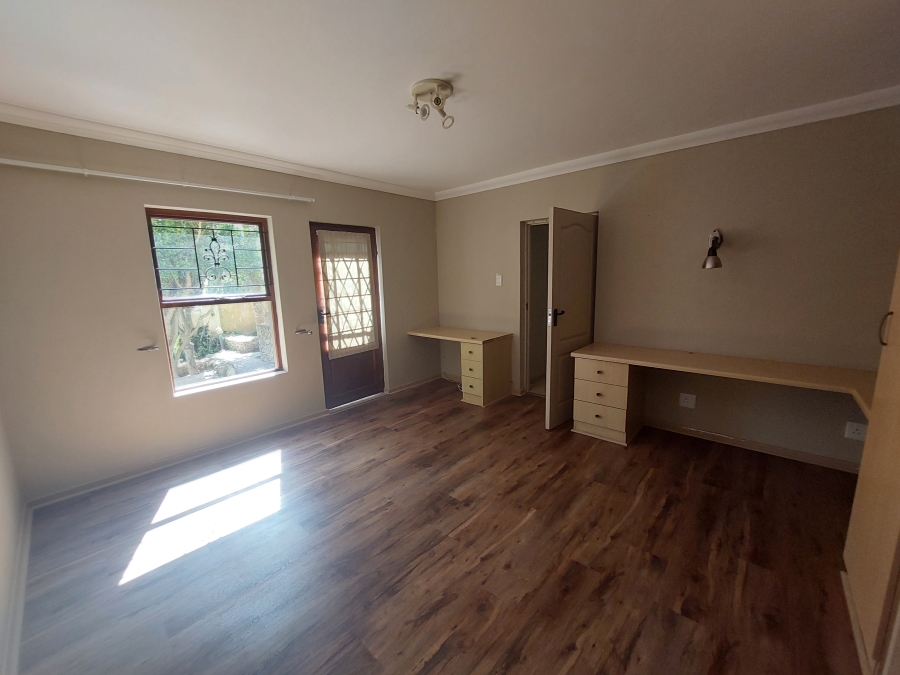 4 Bedroom Property for Sale in Panorama Western Cape